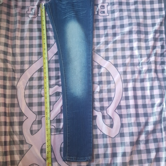 BLUES SOCIETY - Picture 3 of 8